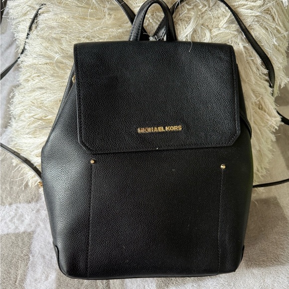 Michael Kors Black Leather Backpack Sleek Design - Picture 1 of 5